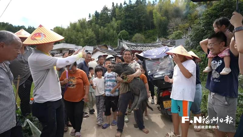 永泰霞拔乡举办丰收节活动